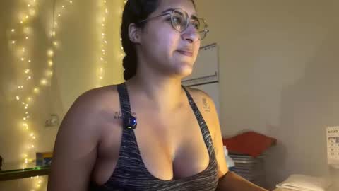 Snapshot of jasmineprincess_ chatting on 04/24/26, 06:32 Jasmine online show from 04/24/26, 06:32