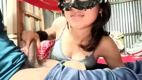 Snapshot of jasminequeen18 chatting on 04/21/26, 04:56 Jasmine online show from 04/21/26, 04:56