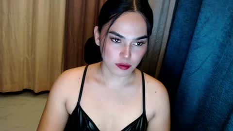 Snapshot of jasminerice222 chatting on 06/18/26, 05:51 jasminerice222 online show from 06/18/26, 05:51