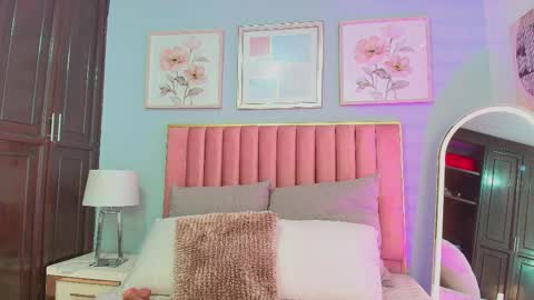 jasmine online show from 03/06/26, 07:54