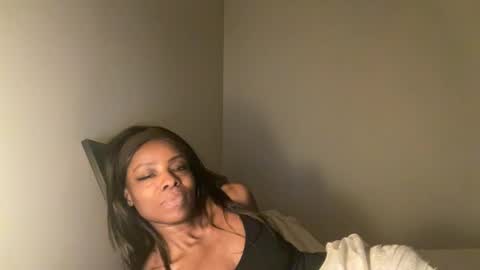 Snapshot of jasminesun12 chatting on 09/09/25, 05:51 jasminesun12 online show from 09/09/25, 05:51