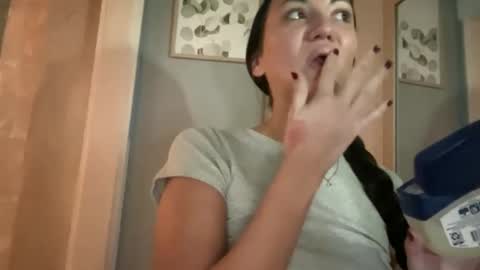 Jasmine Tate online show from 10/30/25, 05:46