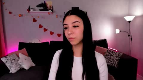 Snapshot of jasminharris chatting on 11/09/25, 02:10 Jasmin online show from 11/09/25, 02:10