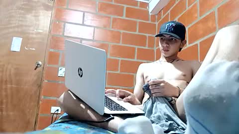 Snapshot of jason_bless1 chatting on 12/21/25, 03:46 JASON BLESS1 online show from 12/21/25, 03:46