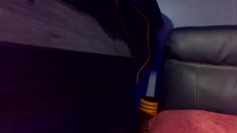 Snapshot of jasondk1990 chatting on 09/10/25, 01:16 jasondk1990 online show from 09/10/25, 01:16