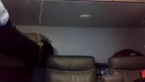 Snapshot of jasondk1990 chatting on 09/13/25, 02:39 jasondk1990 online show from 09/13/25, 02:39