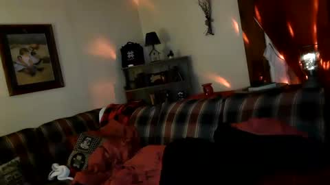 Snapshot of jasonreloaded694u chatting on 12/25/24, 12:05 Jason online show from 12/25/24, 12:05