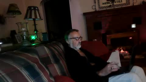 Snapshot of jasonreloaded694u chatting on 01/31/25, 09:59 Jason online show from 01/31/25, 09:59