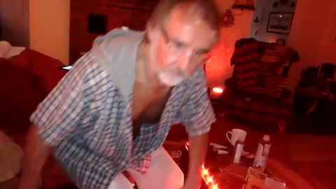 Snapshot of jasonreloaded694u chatting on 03/01/25, 02:13 Jason online show from 03/01/25, 02:13