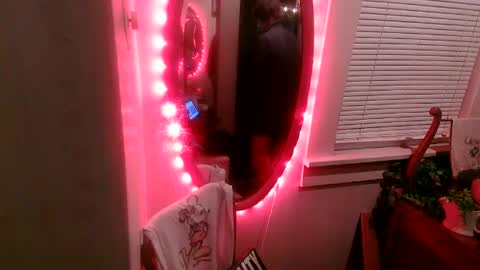 Snapshot of jasonreloaded694u chatting on 10/05/25, 11:13 Jason online show from 10/05/25, 11:13