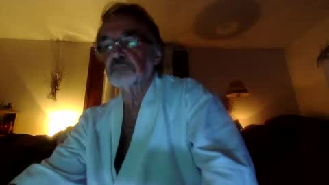 Snapshot of jasonreloaded694u chatting on 10/24/25, 08:55 Jason online show from 10/24/25, 08:55