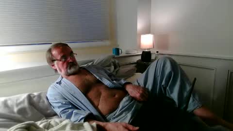 Jason online show from 04/01/26, 11:11