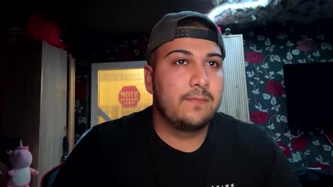 Snapshot of jasonsua21 chatting on 04/20/26, 01:19 jasonsua21 online show from 04/20/26, 01:19