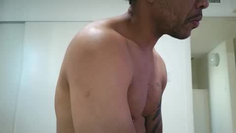 Snapshot of jasonsweets chatting on 04/15/26, 02:02 Jason Sweets online show from 04/15/26, 02:02