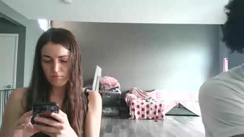 Snapshot of jasonsweets chatting on 04/16/26, 09:39 Jason Sweets online show from 04/16/26, 09:39