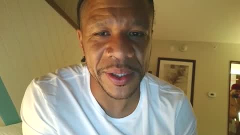 Snapshot of jasonsweets chatting on 04/22/26, 07:33 Jason Sweets online show from 04/22/26, 07:33