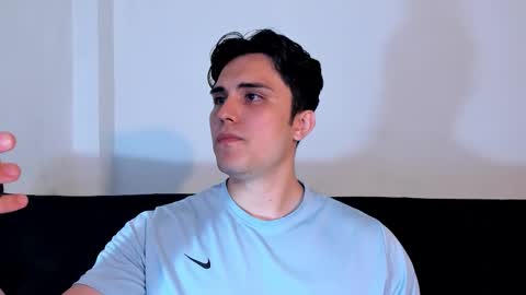 Snapshot of jasonxd98 chatting on 10/21/25, 12:33 Jason online show from 10/21/25, 12:33