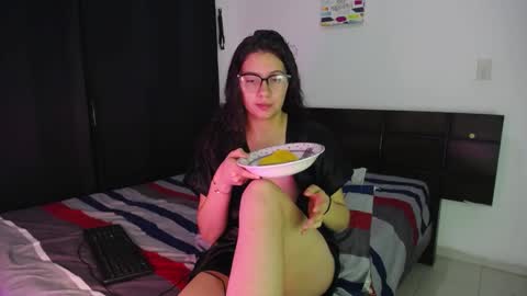 jaspeer__ online show from 10/15/25, 01:33