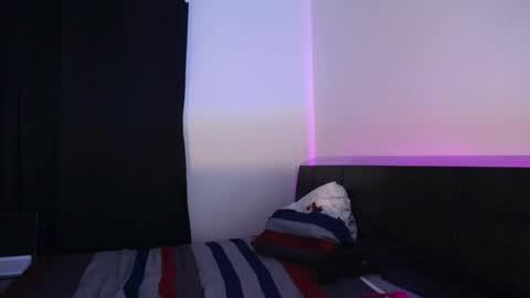 Snapshot of jaspeer__ chatting on 04/14/26, 10:27 jaspeer__ online show from 04/14/26, 10:27