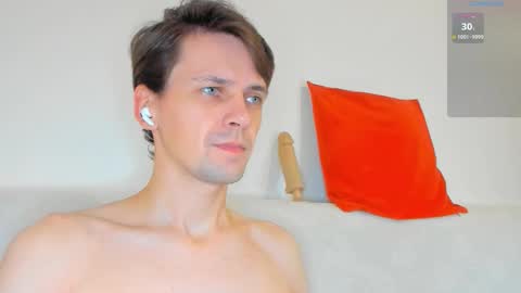 Jasper  online show from 10/31/25, 09:16