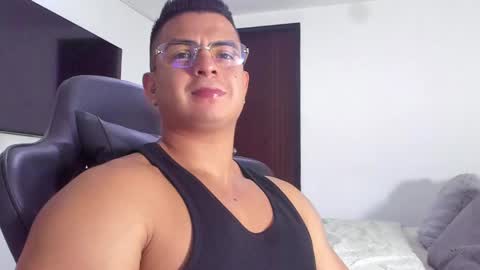 JBrooksXx online show from 02/08/25, 03:41