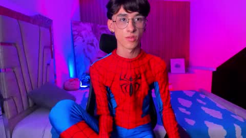 Snapshot of jaspercoopers_ chatting on 10/17/25, 02:30 JASPER online show from 10/17/25, 02:30