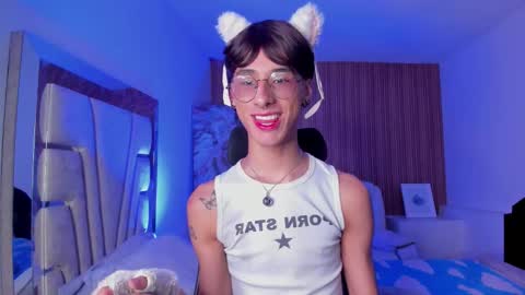 Snapshot of jaspercoopers_ chatting on 10/20/25, 02:28 JASPER online show from 10/20/25, 02:28