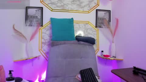 Jaulyn online show from 05/20/26, 02:40