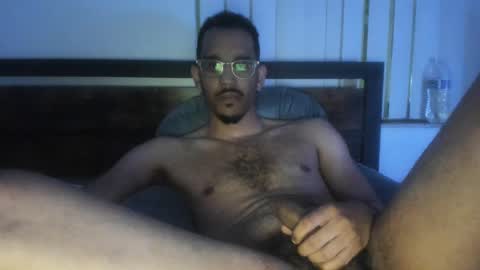 Snapshot of jav1eranisao chatting on 01/29/25, 04:47  Jorge  online show from 01/29/25, 04:47