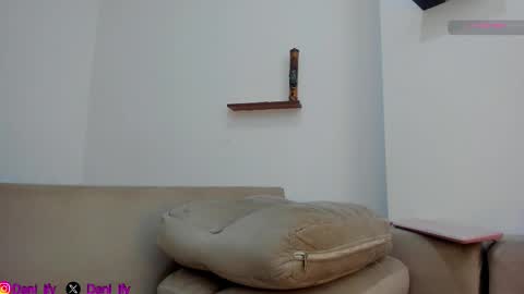 Snapshot of javi_8812 chatting on 03/18/26, 01:09 dani and javi online show from 03/18/26, 01:09