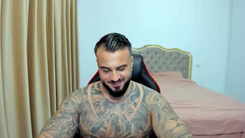  Javi  online show from 10/24/25, 08:49