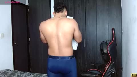 Snapshot of javier_hot27_ chatting on 03/20/26, 04:56 Javier Herrera online show from 03/20/26, 04:56