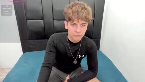 javierdiisousa online show from 10/21/25, 11:49