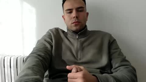 Snapshot of javierscm chatting on 01/15/25, 10:38 javierscm online show from 01/15/25, 10:38