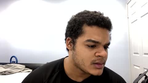 Snapshot of javiricorich chatting on 02/10/25, 01:46 javiSdick online show from 02/10/25, 01:46