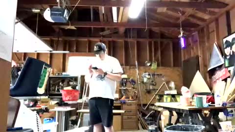 Snapshot of jawssharkparty chatting on 10/06/25, 07:11 Jaws online show from 10/06/25, 07:11