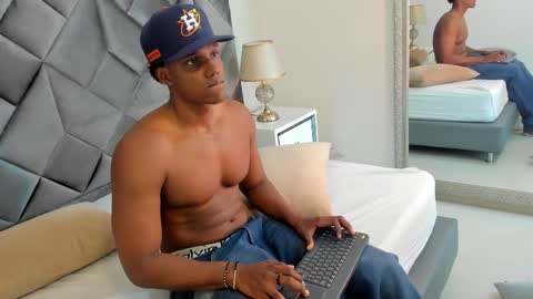 jax black online show from 09/30/25, 12:32