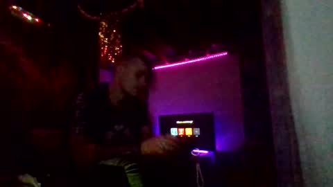 Snapshot of jax_skyfallin chatting on 12/17/24, 09:28 jaxxx666 online show from 12/17/24, 09:28