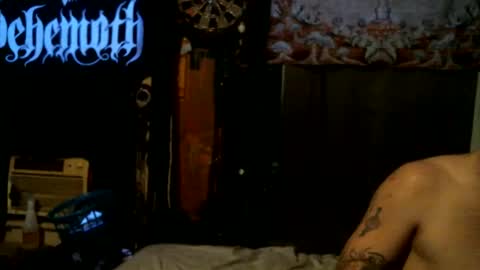 Snapshot of jax_skyfallin chatting on 04/21/26, 10:21 jaxxx666 online show from 04/21/26, 10:21