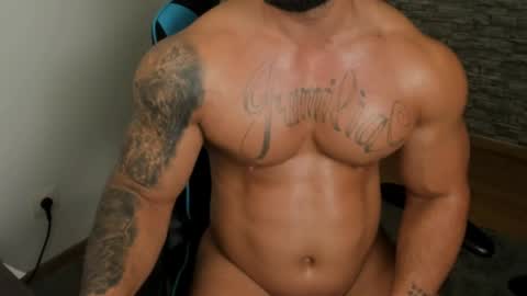 Snapshot of jaxonhunk chatting on 04/19/26, 07:49 JaxonHunk online show from 04/19/26, 07:49