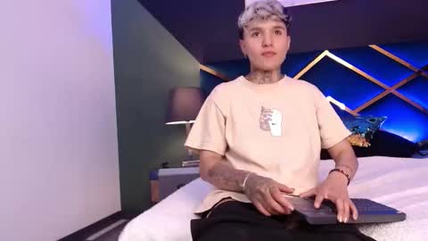 JAX online show from 01/18/26, 03:43