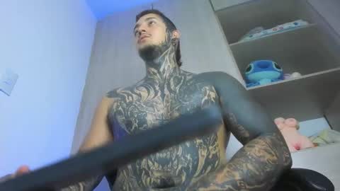 Snapshot of jaxxon22cm chatting on 02/25/26, 06:50 Michael independient model online show from 02/25/26, 06:50