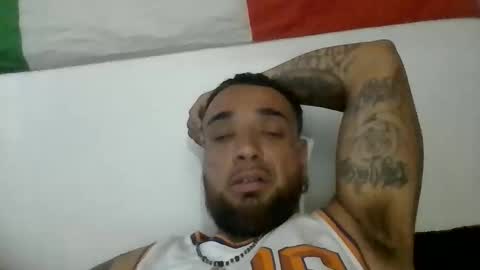 Snapshot of jay594025 chatting on 04/18/26, 06:12 jay594025 online show from 04/18/26, 06:12