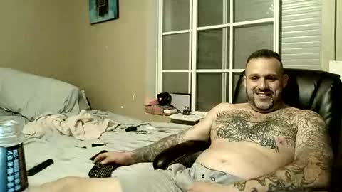 Snapshot of jay_banks0420 chatting on 10/29/25, 06:15 jay_banks0420 online show from 10/29/25, 06:15