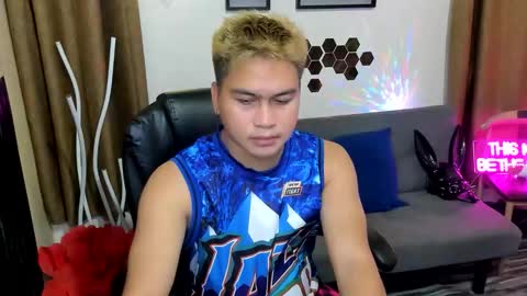 Snapshot of jay_hotcummer chatting on 10/04/25, 10:13 JL online show from 10/04/25, 10:13