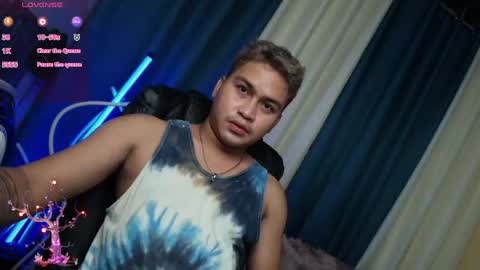 Snapshot of jay_hotcummer chatting on 05/03/26, 08:20 JL online show from 05/03/26, 08:20