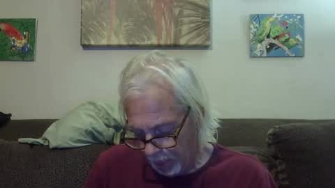 Snapshot of jay_jay1475 chatting on 11/18/25, 06:12 jay-jay1475 online show from 11/18/25, 06:12