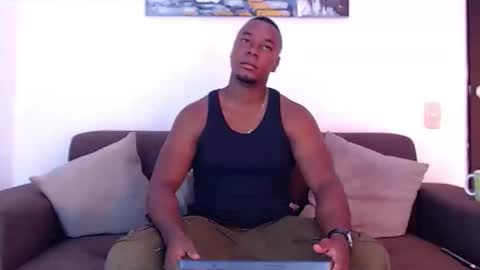 Snapshot of jay_smit chatting on 12/04/24, 06:39 jay smit online show from 12/04/24, 06:39