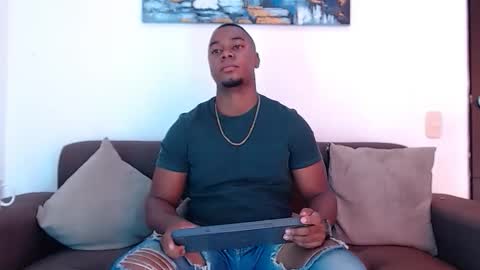 Snapshot of jay_smit chatting on 12/06/24, 09:46 jay smit online show from 12/06/24, 09:46