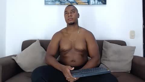 Snapshot of jay_smit chatting on 12/15/24, 01:57 jay smit online show from 12/15/24, 01:57